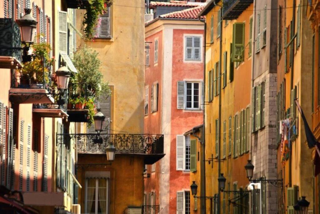 Studio A Louer Au Coeur Du Carre Dor A Nice, Rue Dalpozzo A 150 Metres Des Plages Exterior photo
